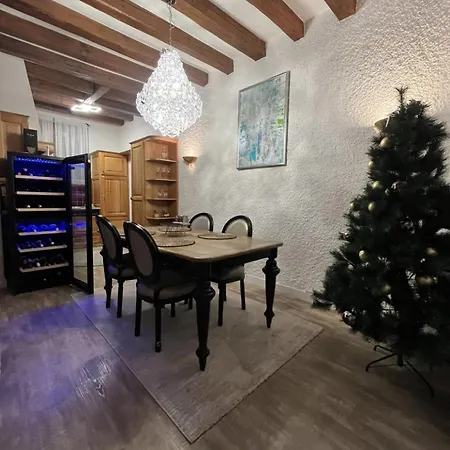 Villa Montreux * מונטרה