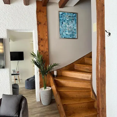Villa Montreux וילה