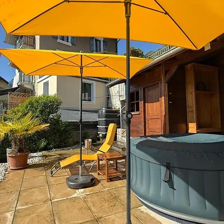 Villa Montreux וילה